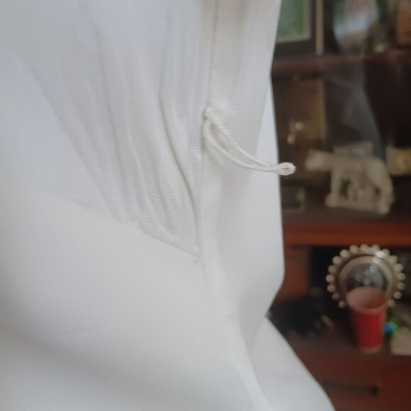 S/M Vintage 70's White Embroidered Short-Sleeve Sheath Dress Back Zipper 1970's - Picture 5 of 10